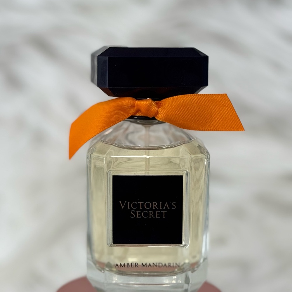 Victoria's Secret Amber Mandarin Perfume